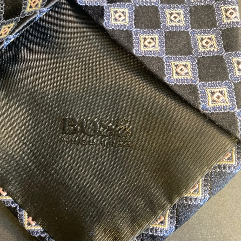 Vintage Boss Hugo‎ Boss classic 100% all silk Retro luxury geometric neck tie